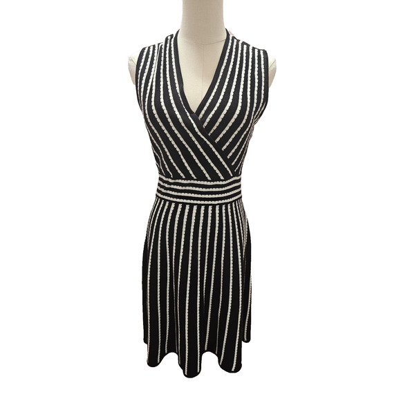 Calvin Klein Women Sleeveless Knit Sweater Black White Dress Fit Flare Small 4 - Picture 1 of 4